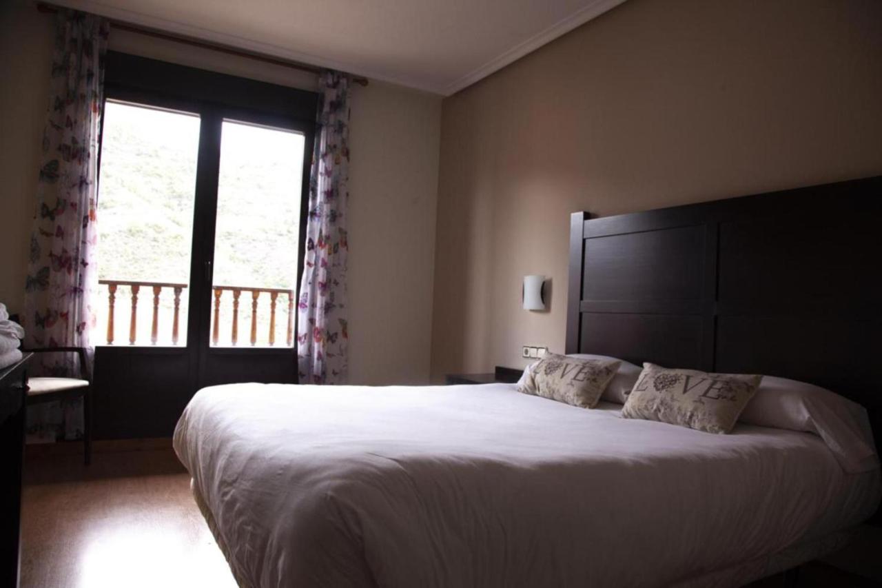 Hotel Rural Camero Viejo Laguna de Cameros Kültér fotó